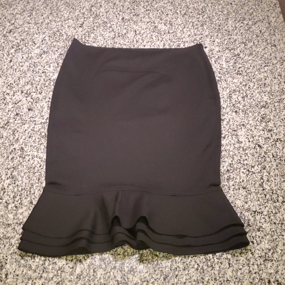 Black Zara Pencil Skirt